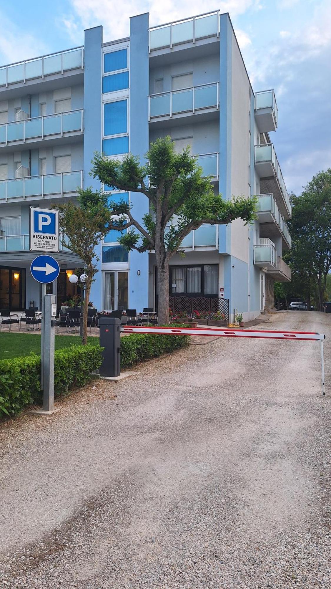 Hotel Massimo Cervia Extérieur photo